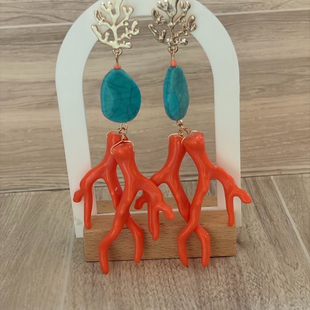 New lightweight Coral and Turquoise Dangle Earrings